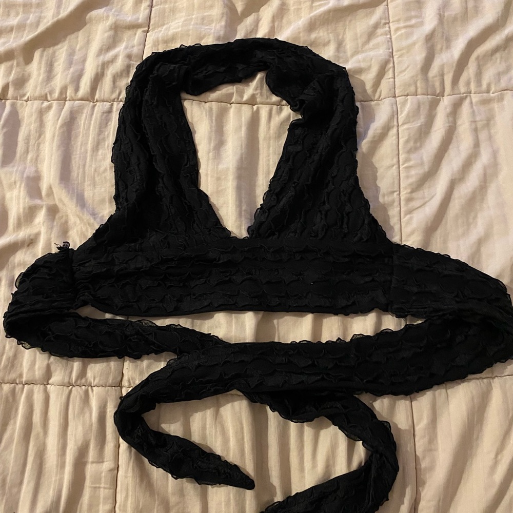 Black crop top